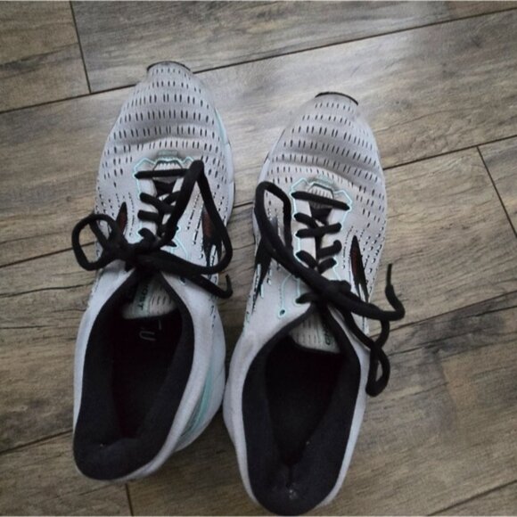Brooks Ghost 13 Women Size 9 Sneakers Training Athletic Gym Grey 1203381B073 - Picture 3 of 10